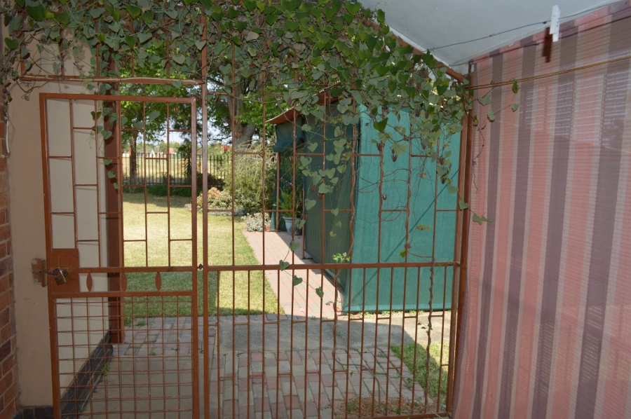 4 Bedroom Property for Sale in Ellaton North West